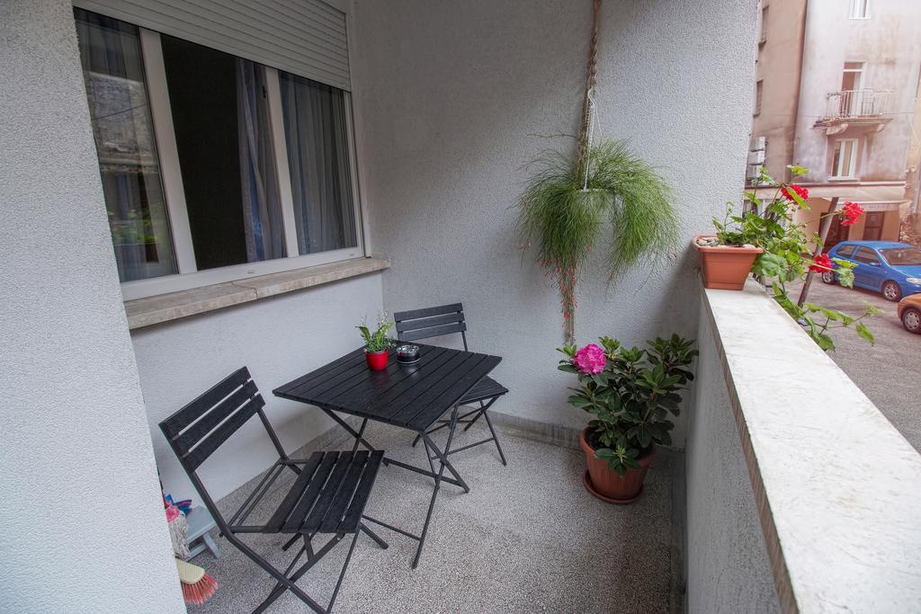 Old Town Seafront Zadar Apartment Exterior photo